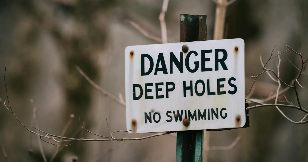 Volume Climax: Nhận Diện Cây Nến 'Cao Trào' Mua Đỉnh Bán Đáy Của Đám Đông Sự rơi tự do xuống hố sâu khủng hoảng tạo nên Climax Sell